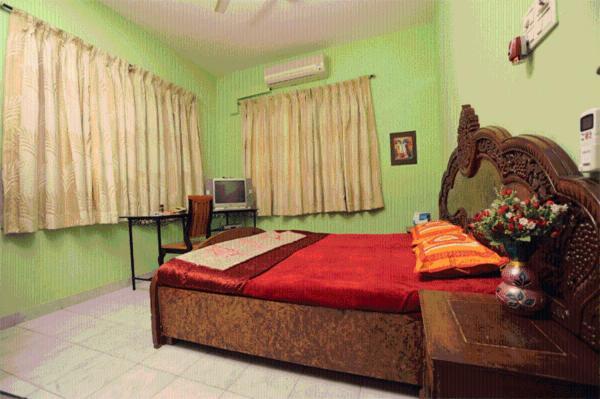 Amigo Serviced * Pune