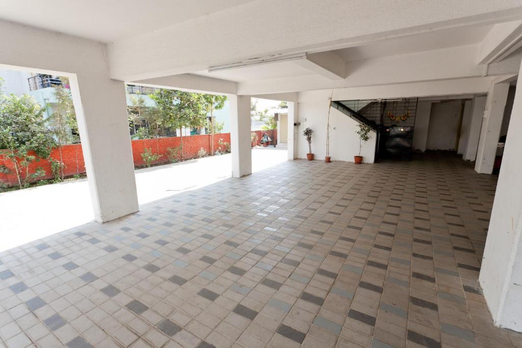 Amigo Serviced * Pune