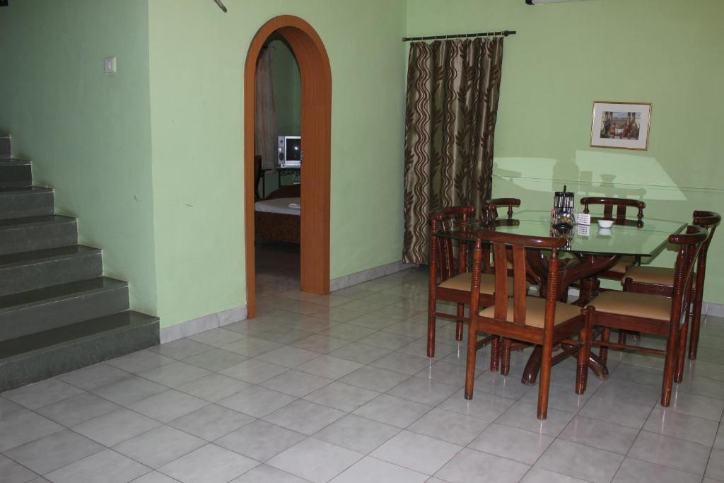Amigo Serviced Pune