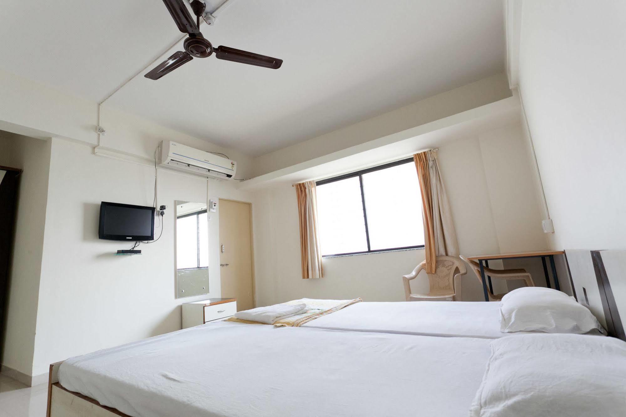 Amigo Serviced * Pune